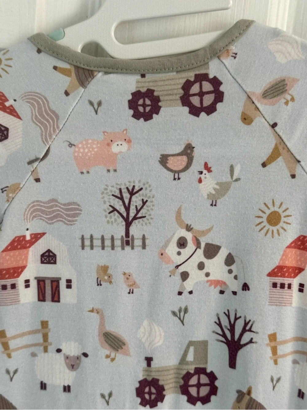 GUC Caden Lane Convertible Zip Romper, Farm Animals, 0-3 months